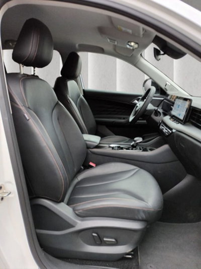 Mg HS 1.5 Luxury auto (9)