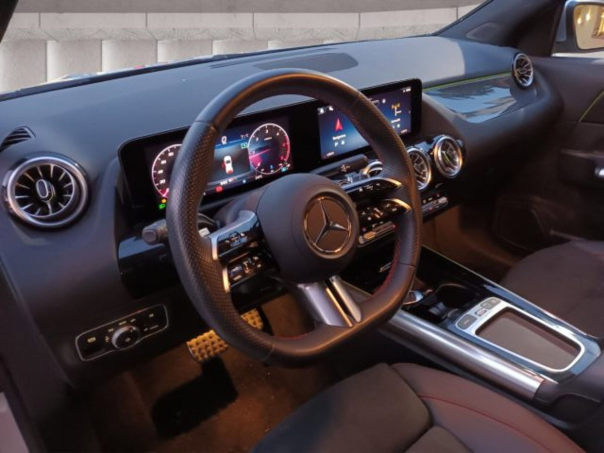 Mercedes-Benz GLA SUV 200 d AMG Line Premium Plus 4matic auto (12)
