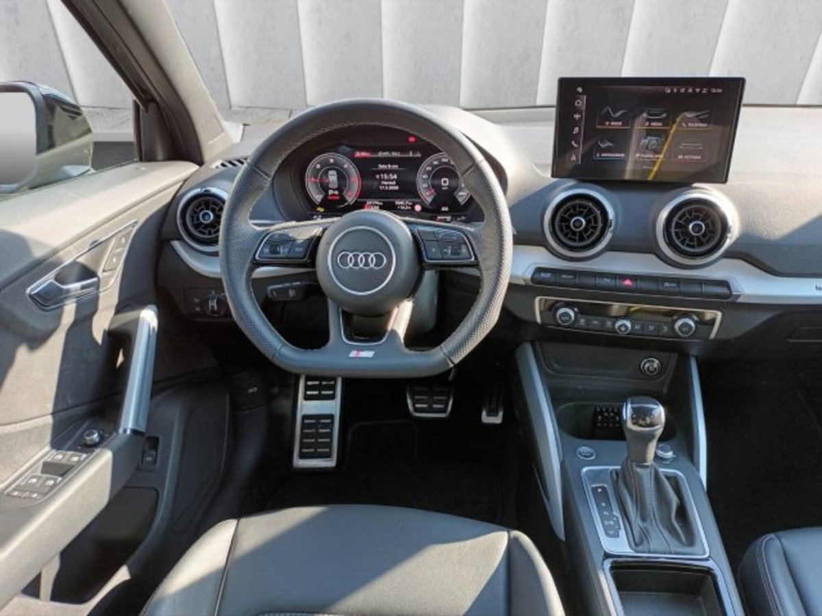 Audi Q2 Q2 35 TDI (13)
