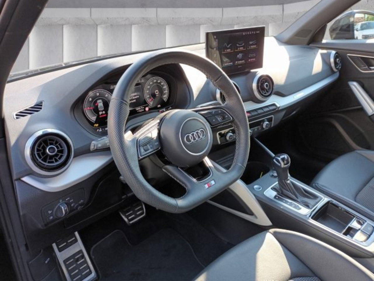 Audi Q2 Q2 35 TDI (14)