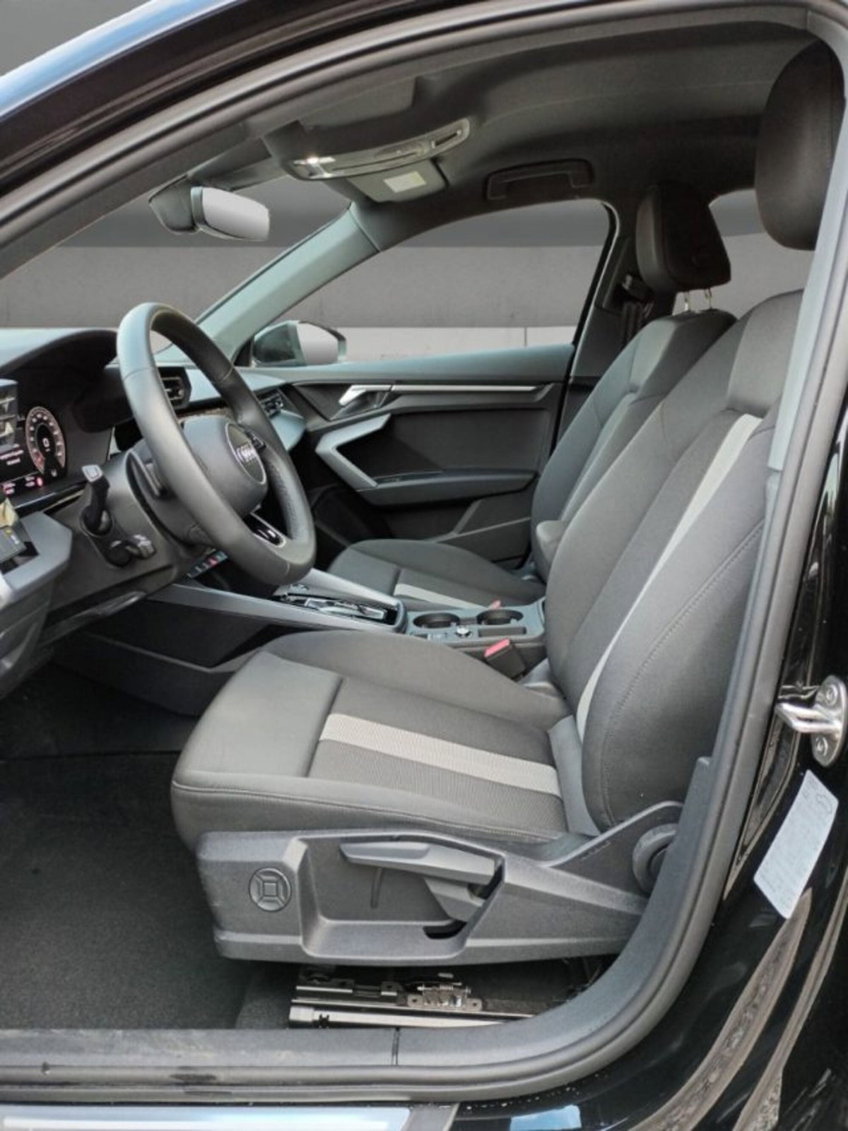 Audi A3 Sportback 35 TDI Business Advanced (7)
