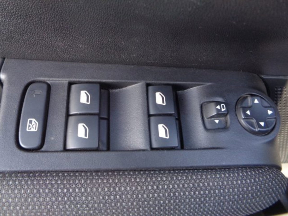Citroen C3 Aircross BlueHDi 110 S&S Shine Pack (13)