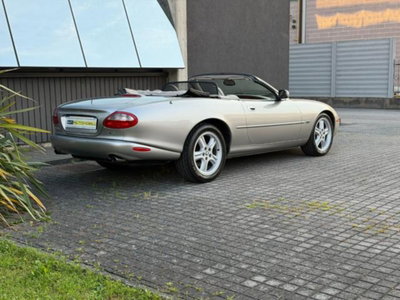 Jaguar XK8 4.0 Convertibile (8)