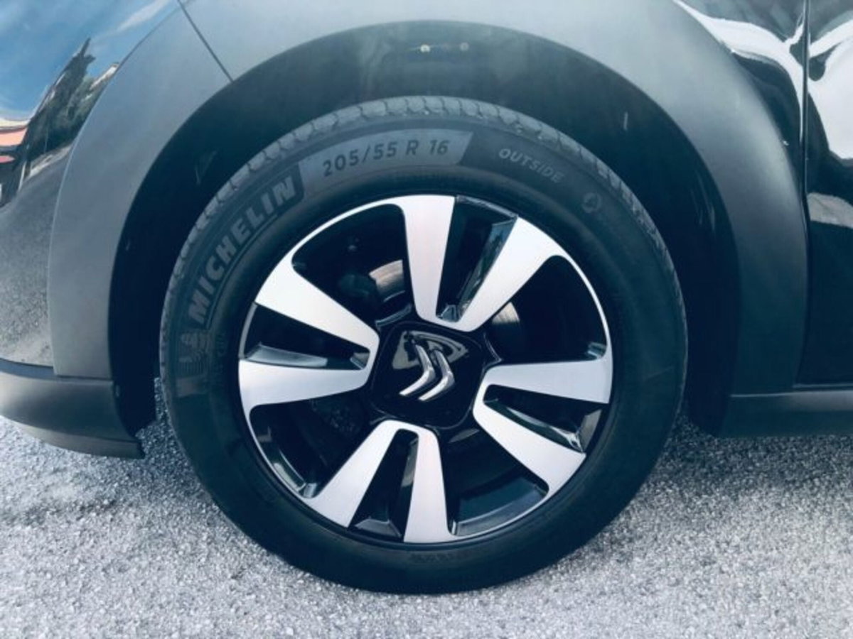 Citroen C3 PureTech 110 S&S Shine (20)