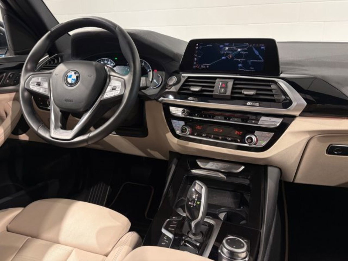 BMW X3 xDrive20d Luxury (12)