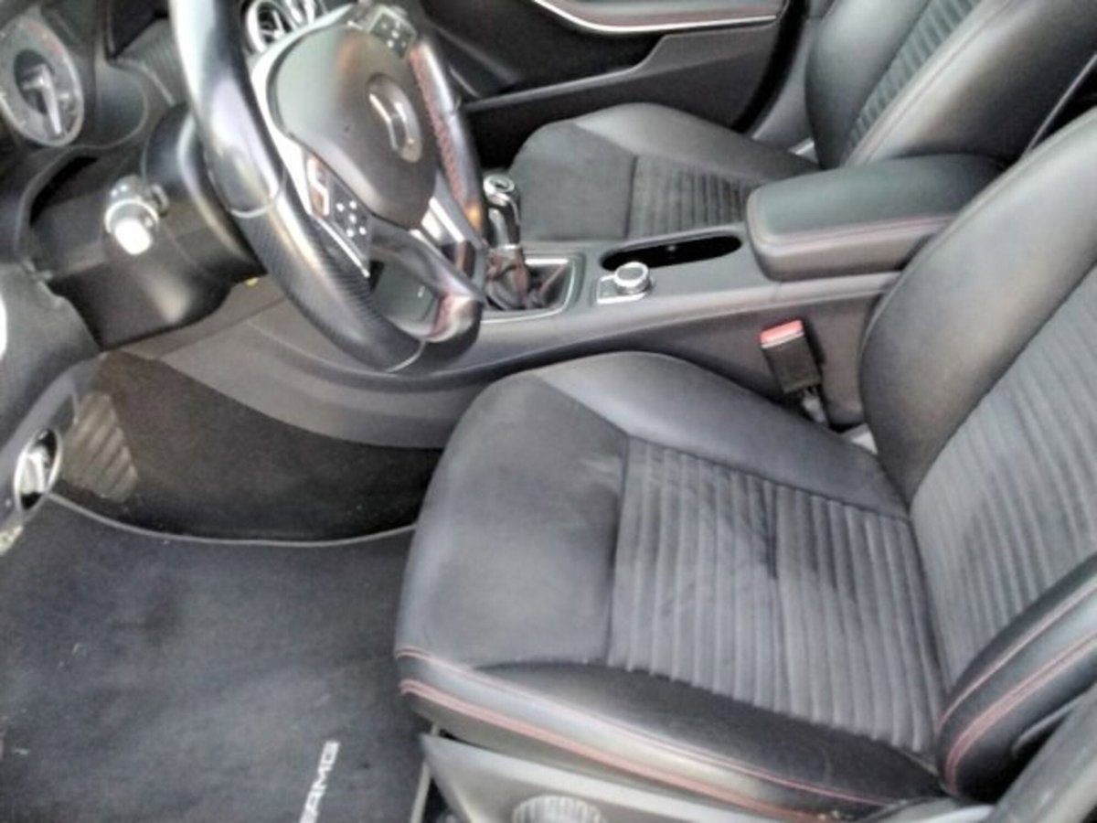 Mercedes-Benz Classe A 180 Premium (11)