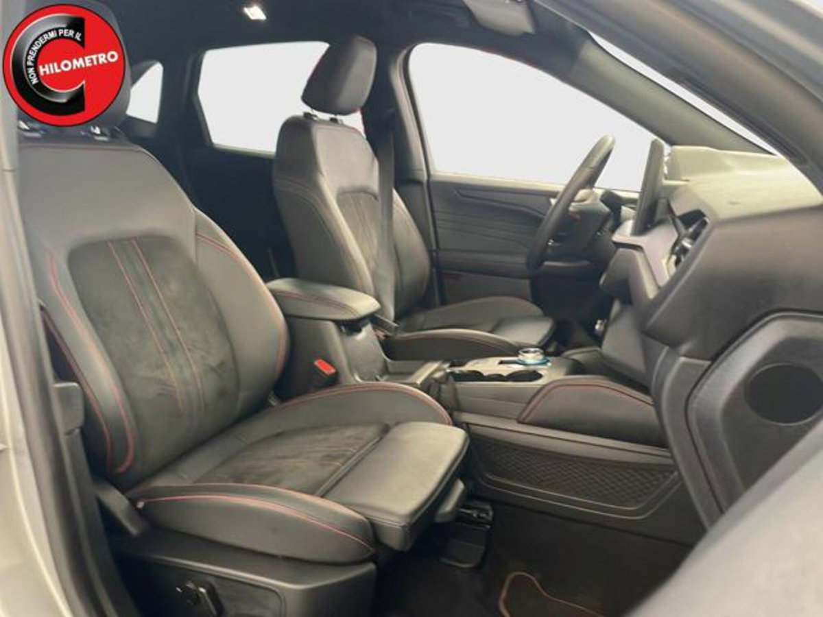 Ford Kuga 2.5 Full Hybrid 190 CV CVT 2WD ST-Line Design (11)