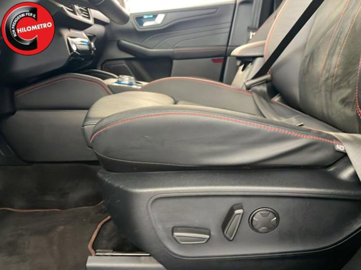 Ford Kuga 2.5 Full Hybrid 190 CV CVT 2WD ST-Line Design (13)