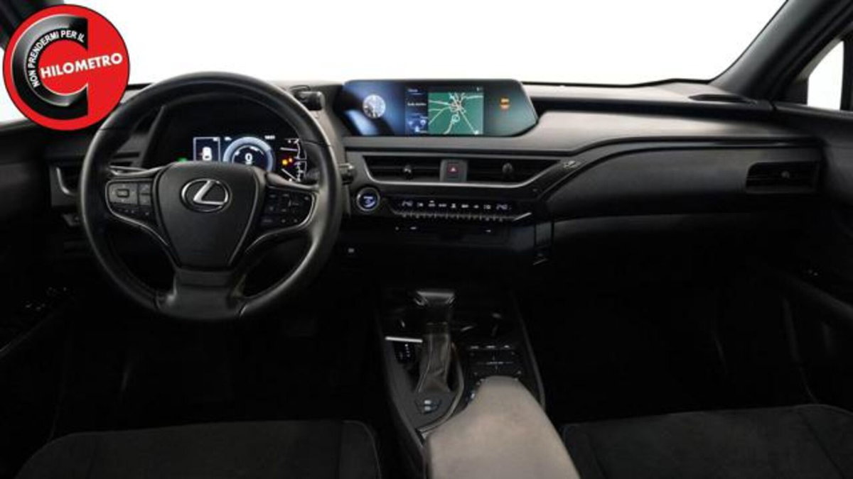 Lexus UX Hybrid Business (10)