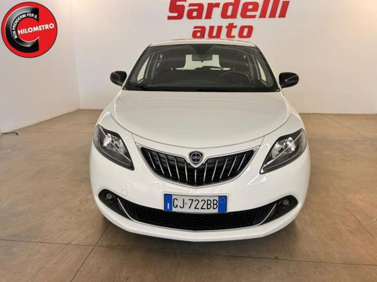 Lancia Ypsilon 1.0 FireFly 5 porte S&S Hybrid Ecochic Gold (5)