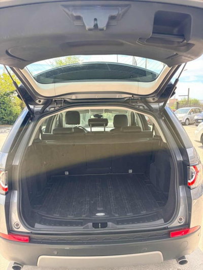 Land Rover Discovery Sport 2.2 TD4 HSE (16)