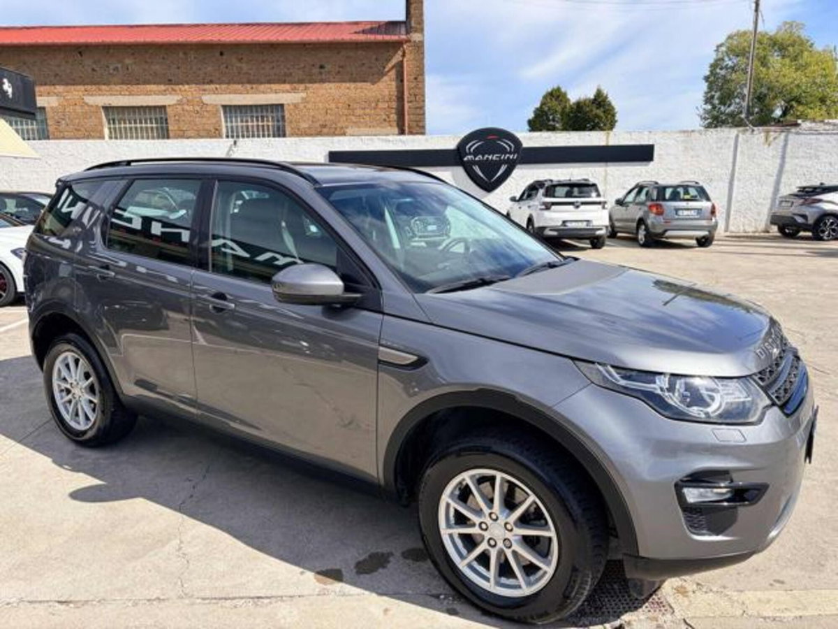 Land Rover Discovery Sport 2.2 TD4 HSE (3)