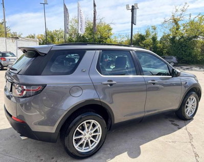Land Rover Discovery Sport 2.2 TD4 HSE (4)