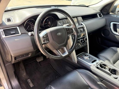 Land Rover Discovery Sport 2.2 TD4 HSE (7)