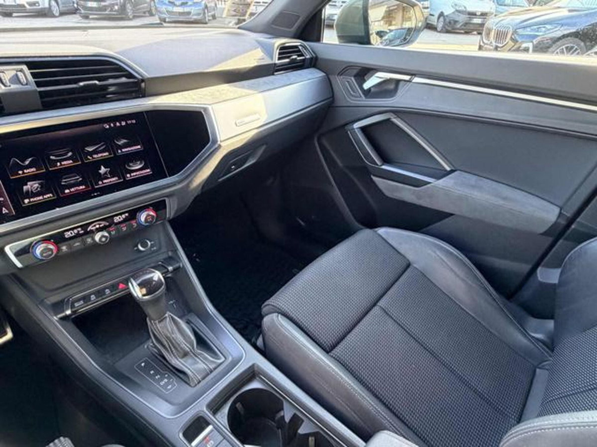 Audi Q3 Sportback 35 TDI quattro S tronic S line edition (12)