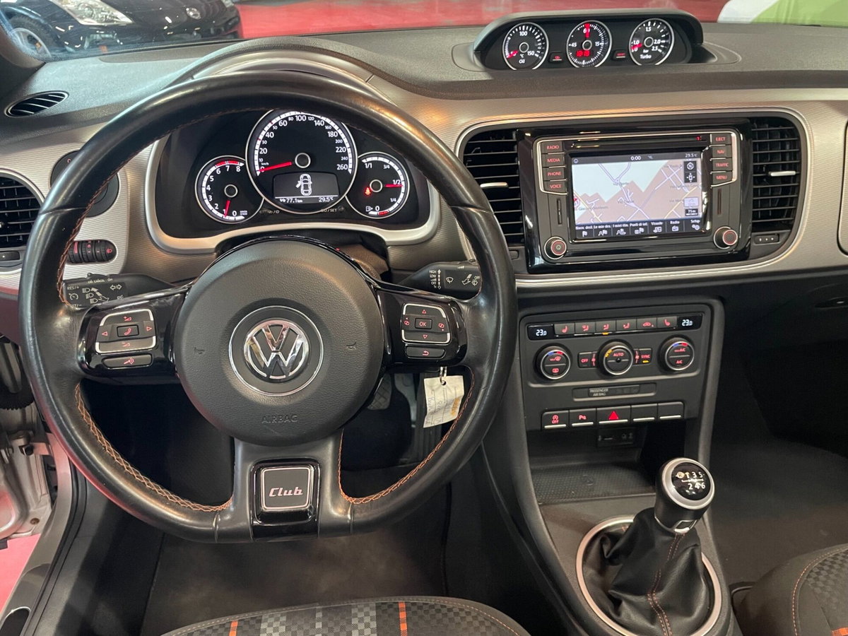 Volkswagen Maggiolino Cabrio 1.2 TSI Design BlueMotion Technology (15)