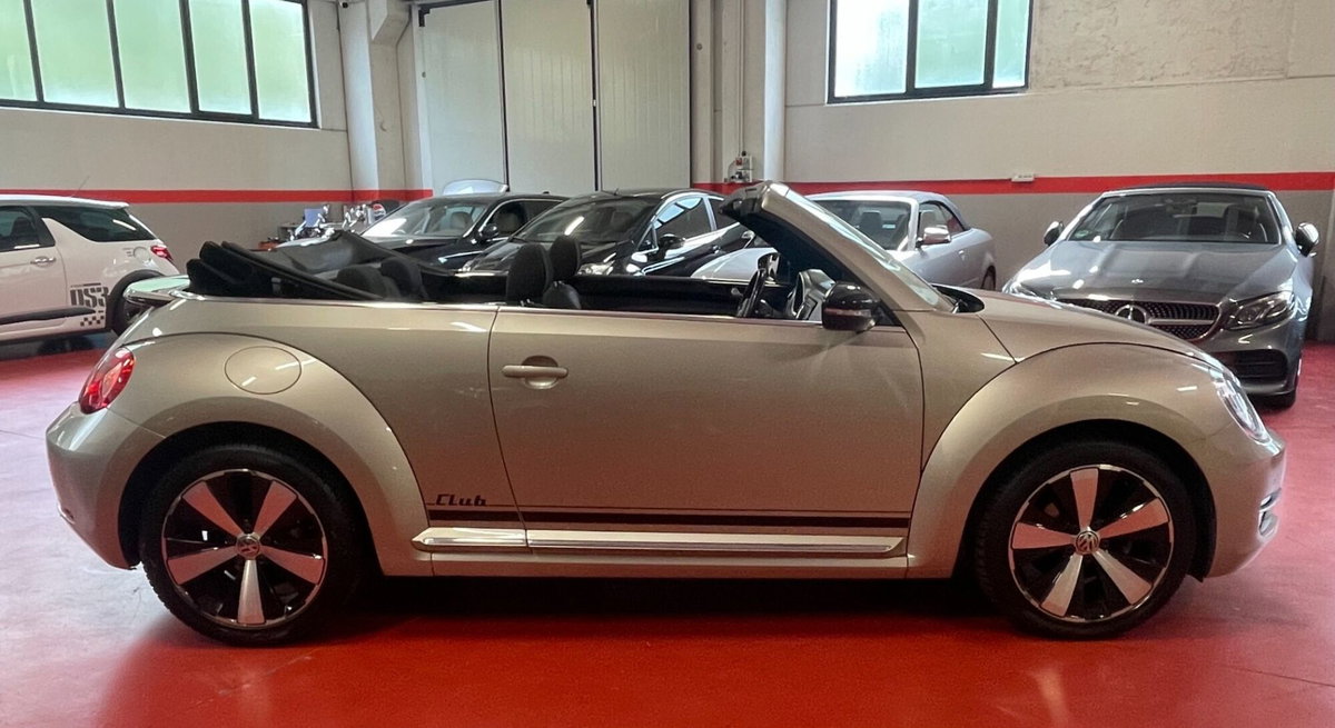 Volkswagen Maggiolino Cabrio 1.2 TSI Design BlueMotion Technology (6)