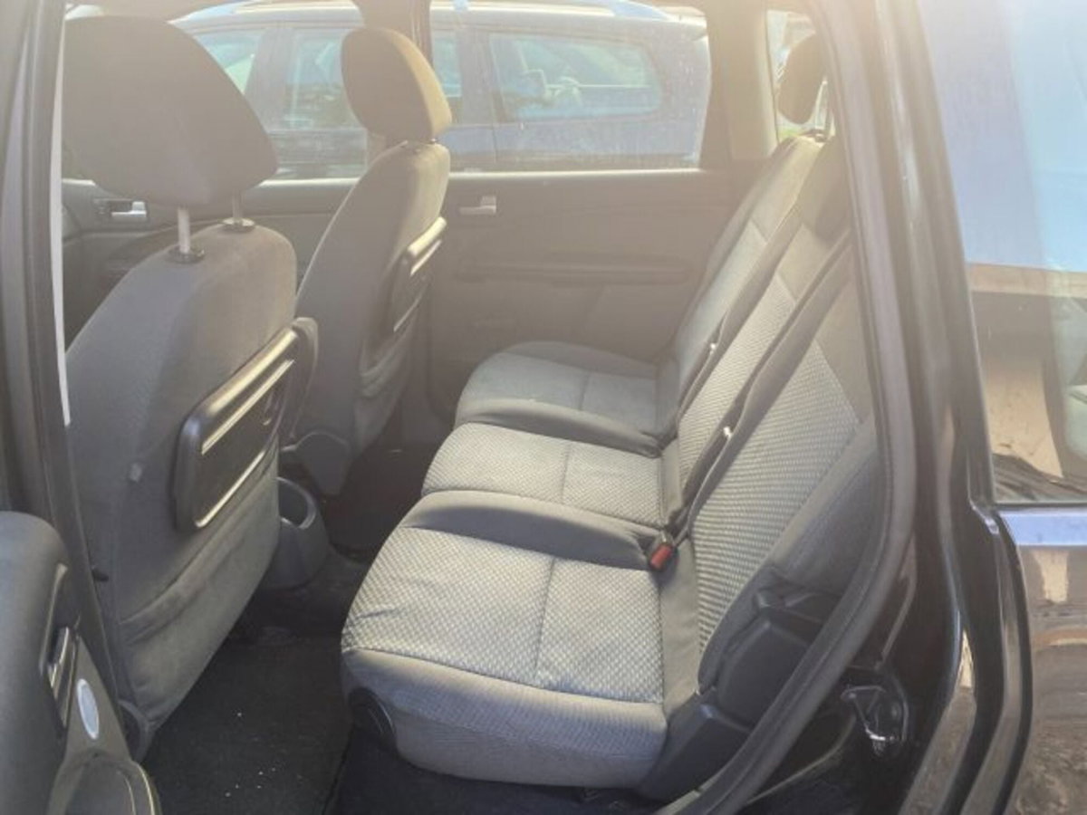Renault Koleos 2.0 dCi 150CV 4X2 (7)