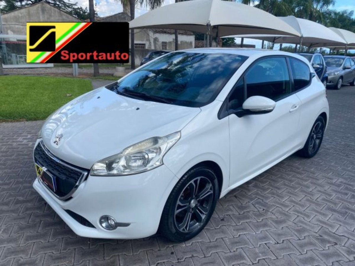 Peugeot 208 82 3 porte Access
