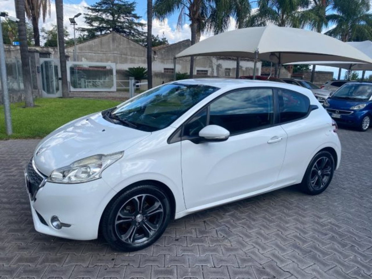 Peugeot 208 82 3 porte Access (19)