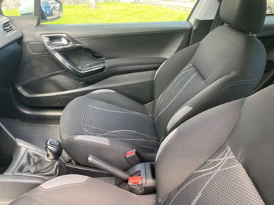 Peugeot 208 82 3 porte Access (7)