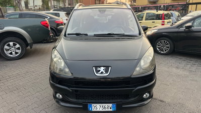 Peugeot 1007 1.6 Sporty 2Tronic (3)
