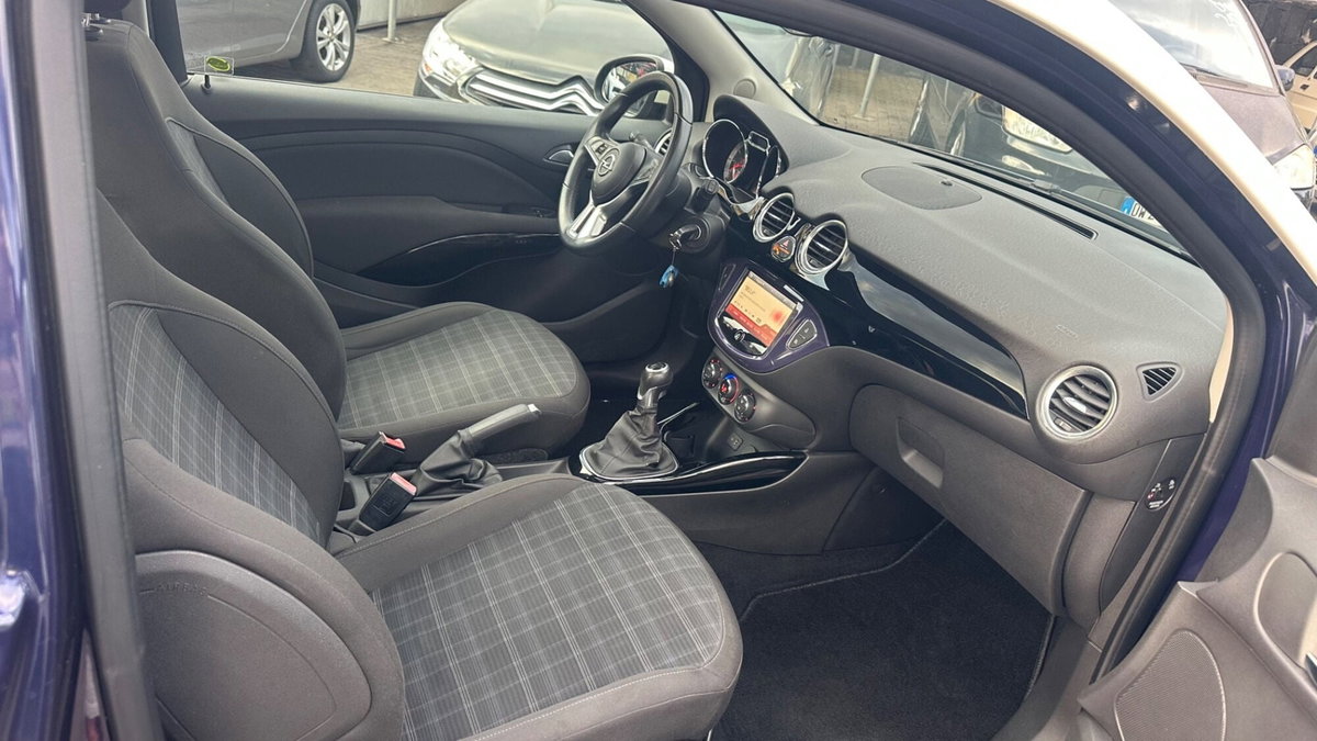 Opel Adam 1.2 70 CV Jam (14)