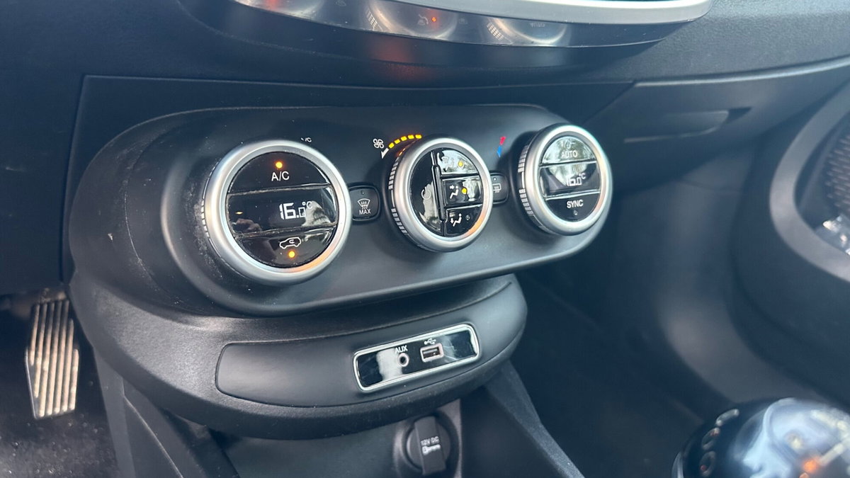 Fiat 500X 1.6 MultiJet 120 CV Lounge (11)