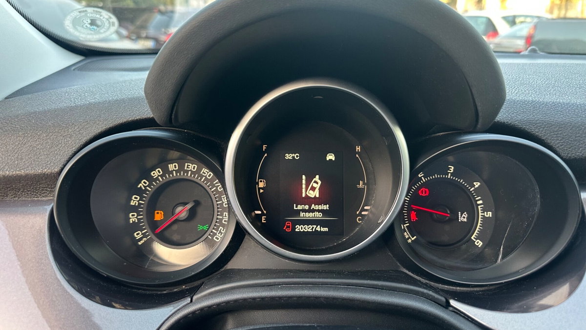 Fiat 500X 1.6 MultiJet 120 CV Lounge (13)
