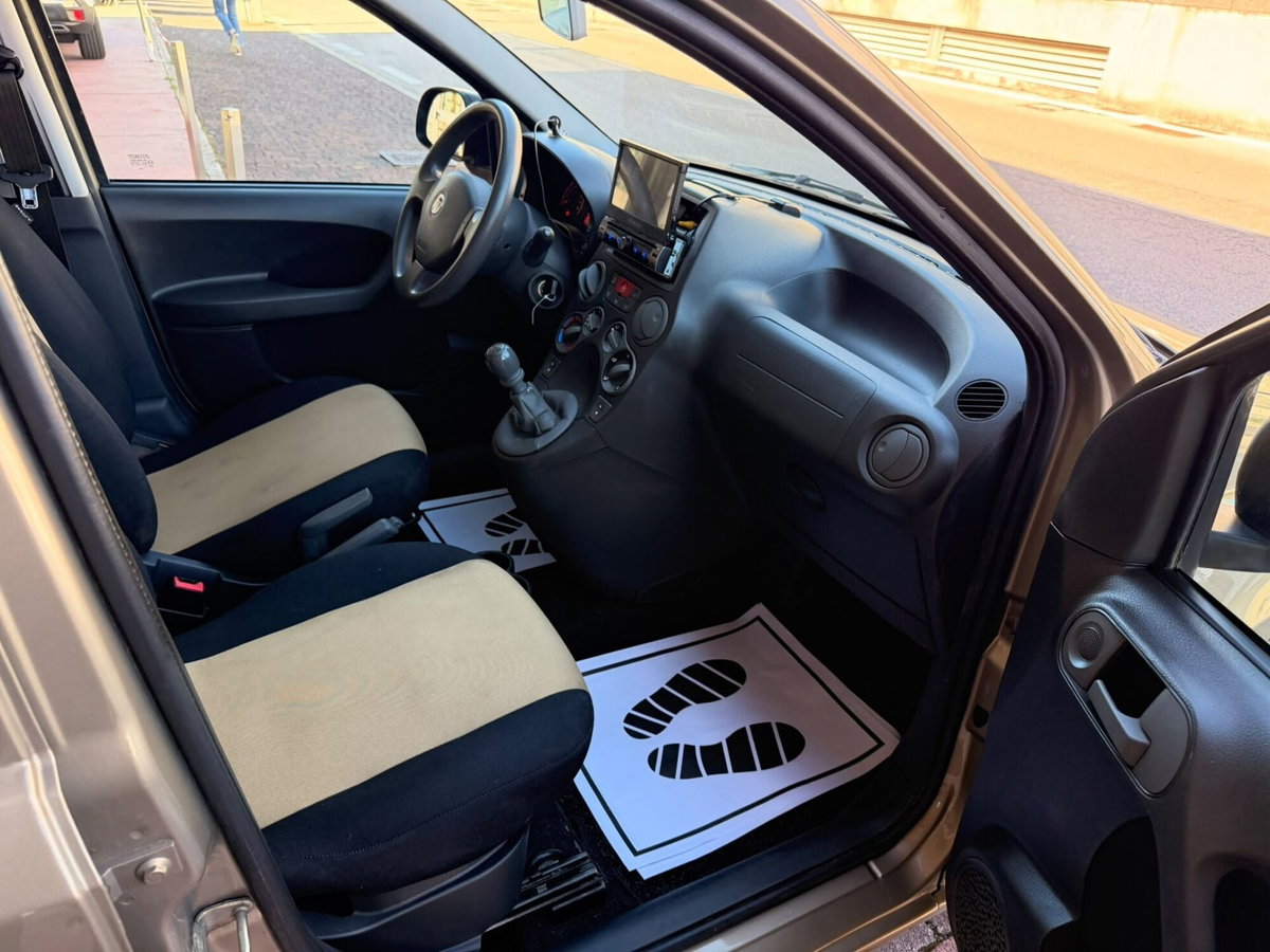 Fiat Panda 1.2 Dynamic (11)