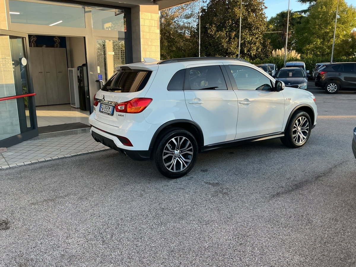 Mitsubishi ASX 1.6 DI-D 114 CV 2WD Instyle Navi (8)
