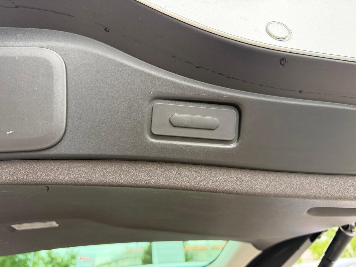 Renault Espace dCi 160CV EDC Energy Initiale Paris 4Control (11)