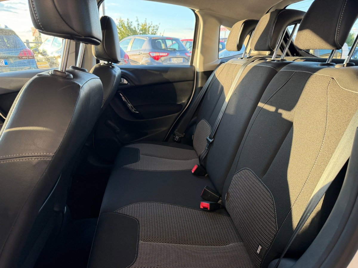 Citroen C3 1.4 HDi 70 Exclusive (20)
