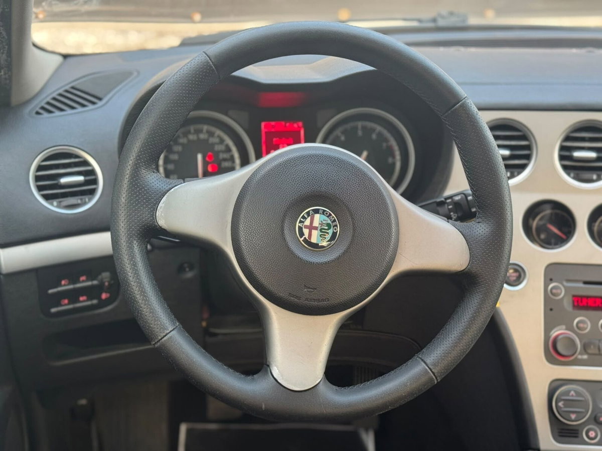 Alfa Romeo 159 1.8 16V Progression (9)