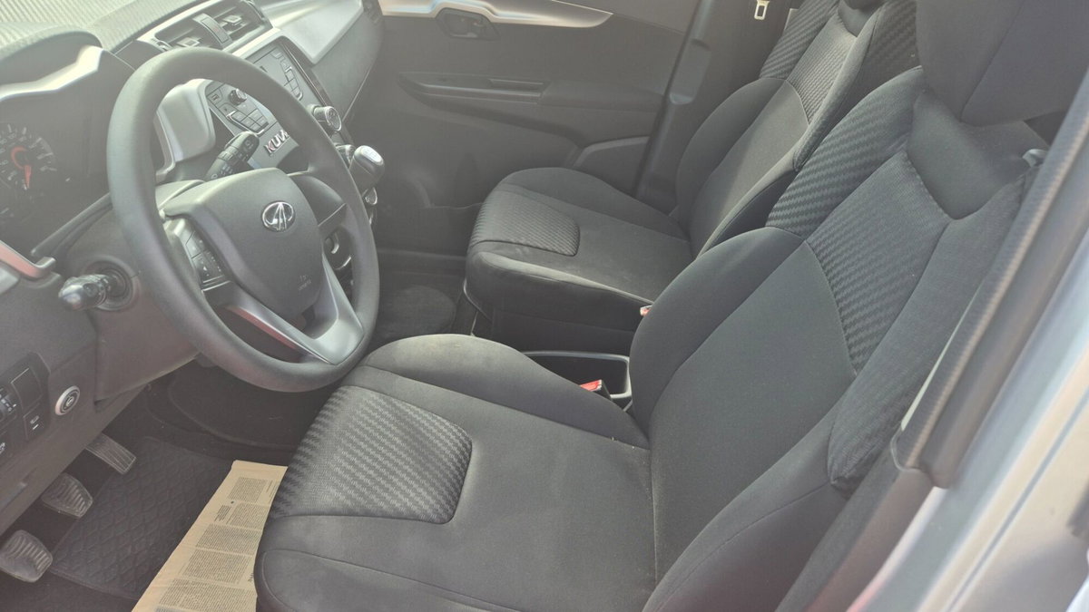 Mahindra KUV100 KUV100 1.2 VVT M-Bifuel(GPL) K6+ (7)