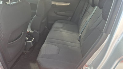 Mahindra KUV100 KUV100 1.2 VVT M-Bifuel(GPL) K6+ (8)