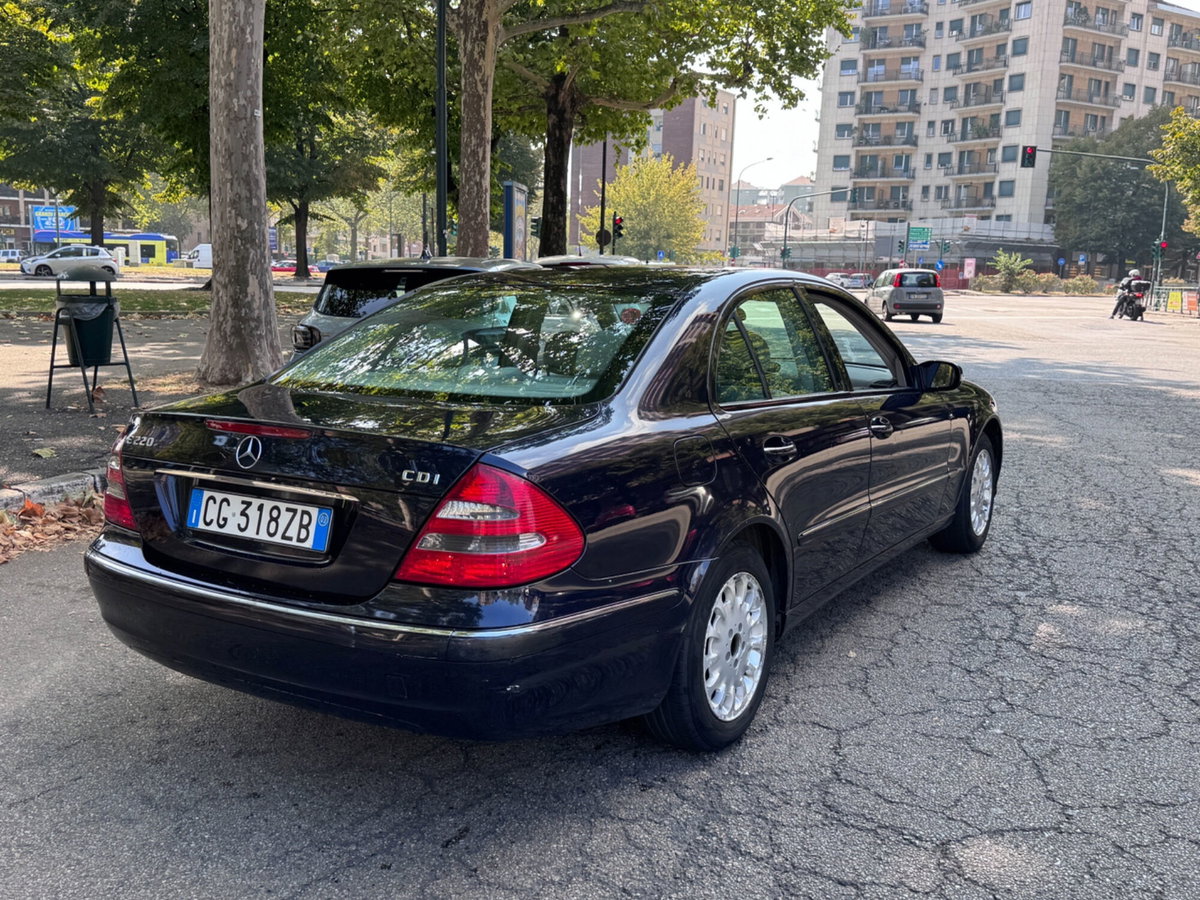 Mercedes-Benz Classe E 220 CDI cat Avantgarde (6)