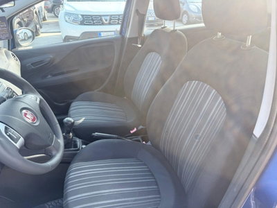 Fiat Punto Evo 1.3 Mjt 75 CV 5 porte Dynamic (11)