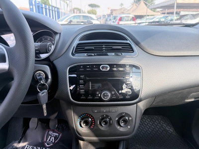 Fiat Punto Evo 1.3 Mjt 75 CV 5 porte Dynamic (14)