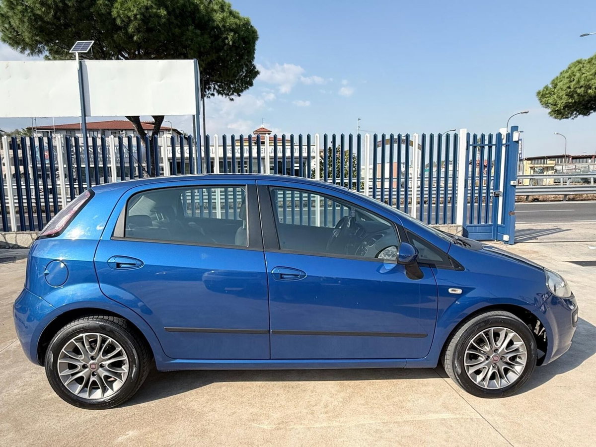 Fiat Punto Evo 1.3 Mjt 75 CV 5 porte Dynamic (8)