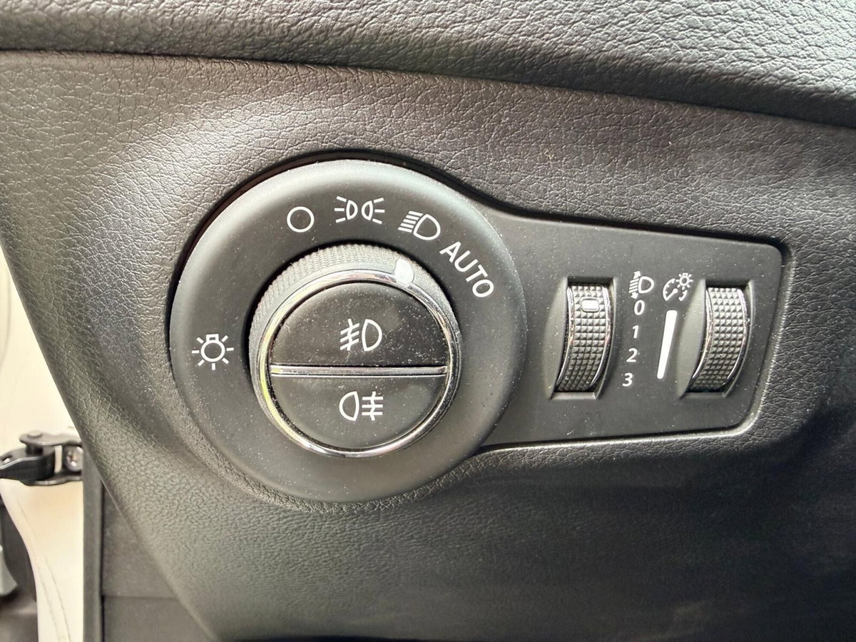 Jeep Compass 2.0 Multijet II 4WD Limited (10)