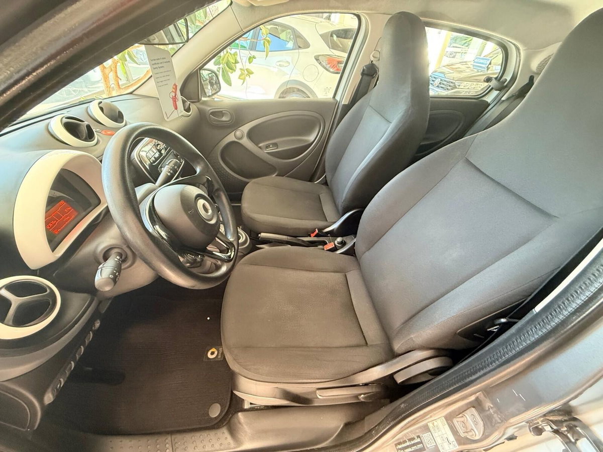 smart forfour forfour 70 1.0 twinamic Youngster (8)