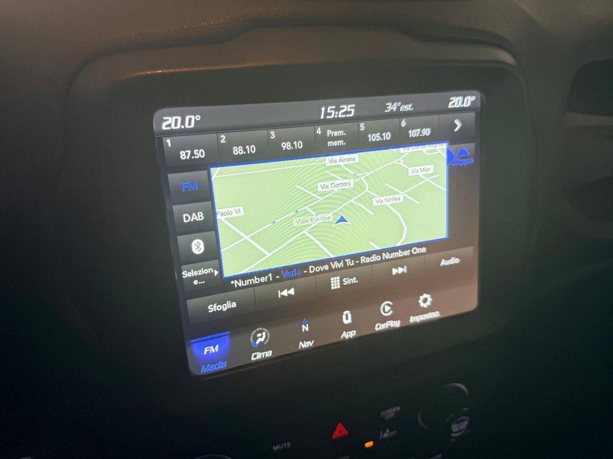 Jeep Renegade 1.6 Mjt DDCT 120 CV S (16)