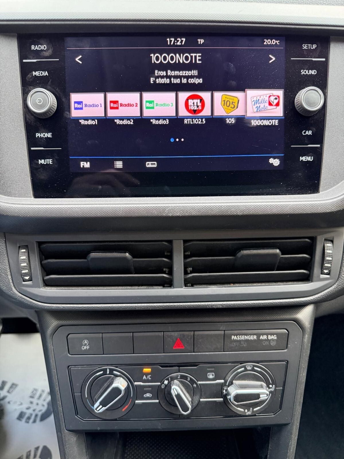 Volkswagen T-Cross 1.6 TDI SCR Urban BMT (12)