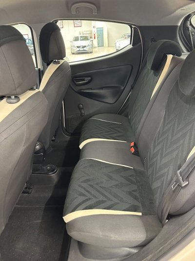 Lancia Ypsilon 1.3 MJT 16V 95 CV 5 porte S&S Gold (11)