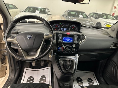 Lancia Ypsilon 1.3 MJT 16V 95 CV 5 porte S&S Gold (12)