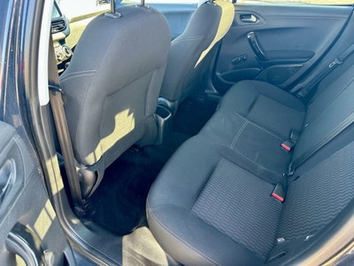 Peugeot 208 75 5 porte Black Line 2 (10)