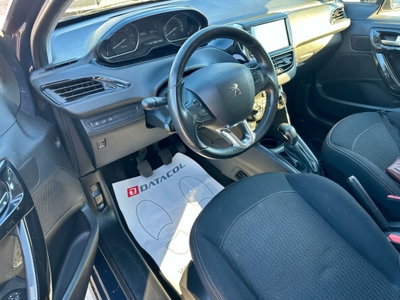 Peugeot 208 75 5 porte Black Line 2 (11)