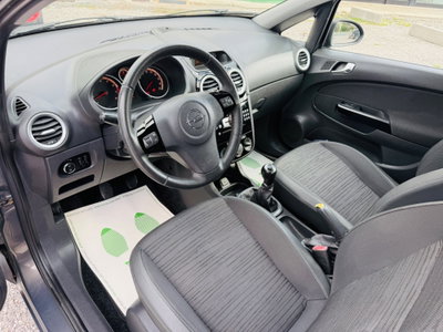 Opel Corsa 1.2 85CV 5 porte GPL-TECH Edition (14)