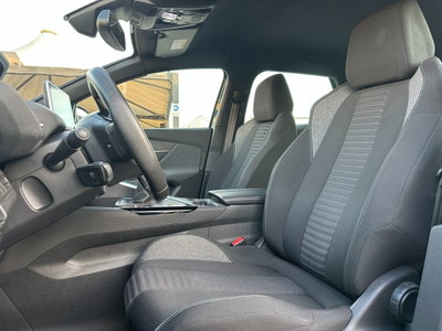 Peugeot 3008 PureTech Turbo 130 S&S EAT8 Active Pack (12)